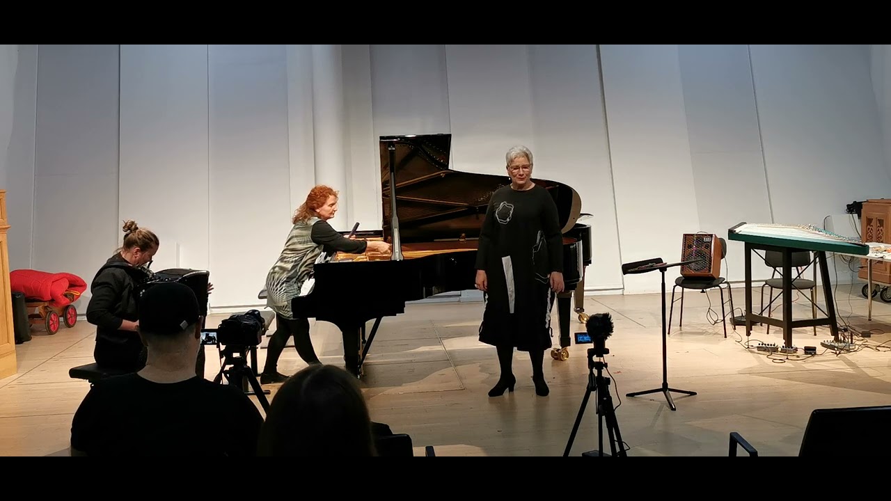 Anne-Liis Poll, Manuela Kloibmüller & Karen Schlimp in Kleiner Saal ABPU Linz, 3.12.2024