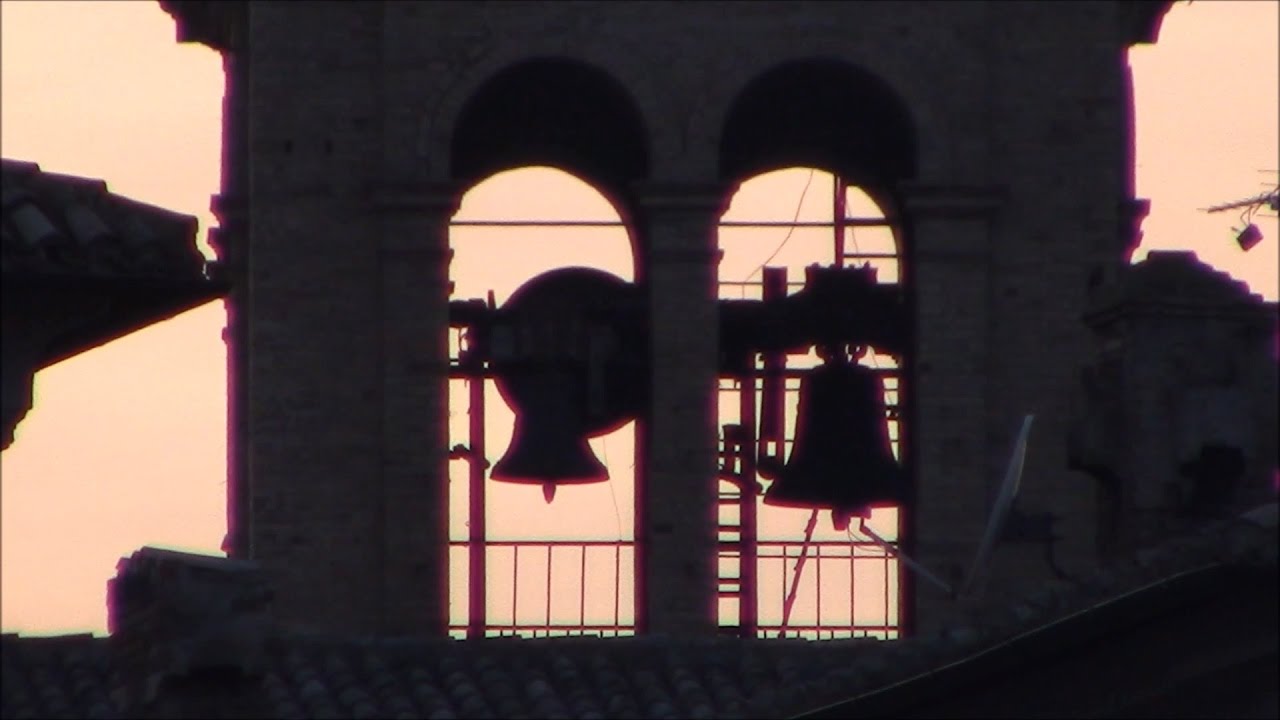 Campane del Duomo di S.Emiliano in Trevi (PG) (02) VIDEO 500
