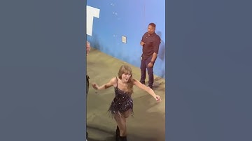 Taylor Swift and her Proud Dad #shorts