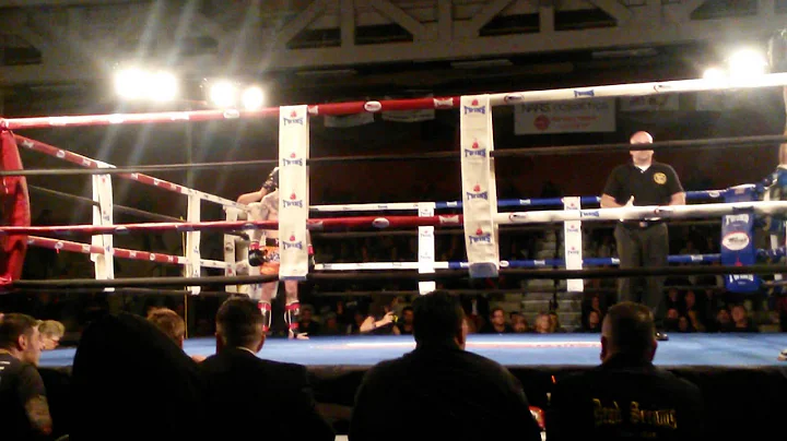 Nicks First Round TKO  - 11/1/14