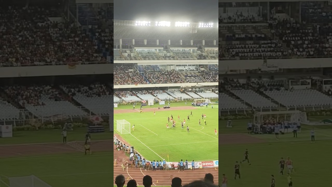 Kevin Sibille tackled but NO penalty 