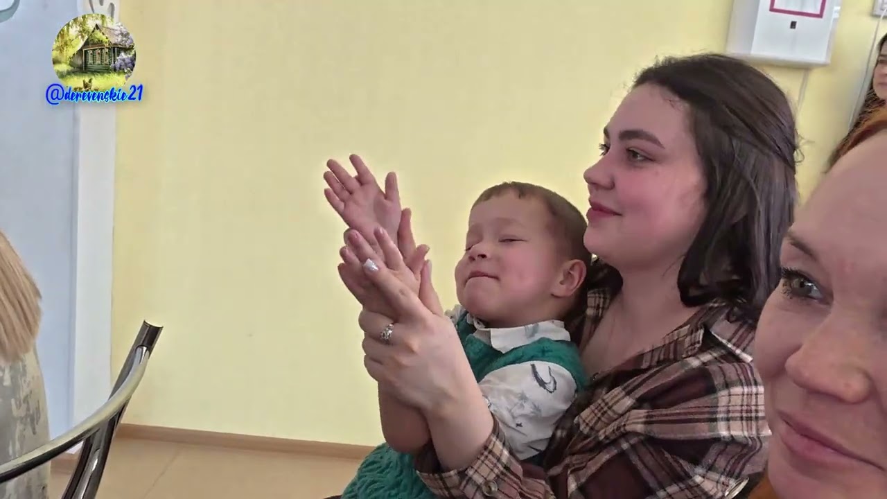 Утренник в саду у Ангелины. Приезд сестры 