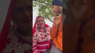 लडक अपन गव म पहल स ह फमस ह