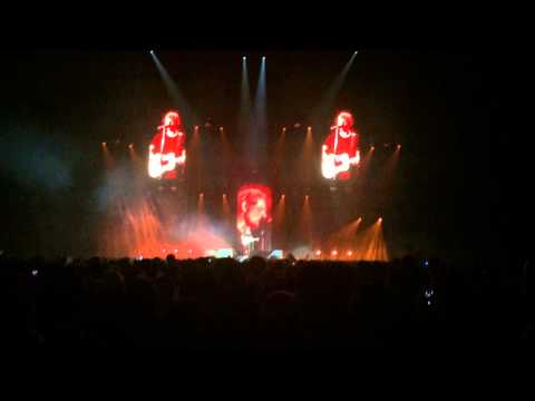 Ed Sheeran - I See Fire (Manchester Phones4u Arena 28/10/14)