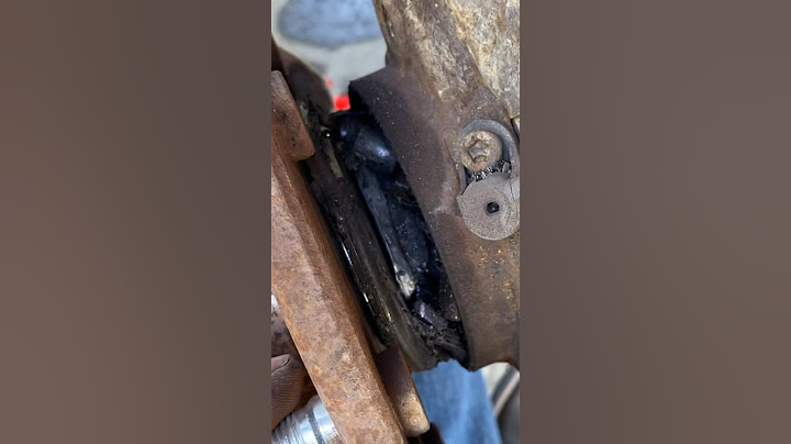 One destroyed wheel bearing lol #mechanic #chevy #truck