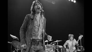 LEGENDARY Music Icon &amp; 4 BIG STARs Who Died Today!