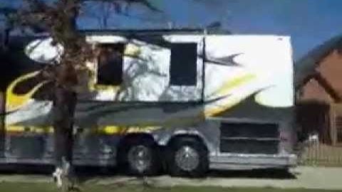 2006 Featherlite exterior