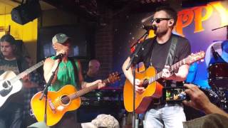 Kenny Chesney Eric Church Key West 2106- Drink in My Hand