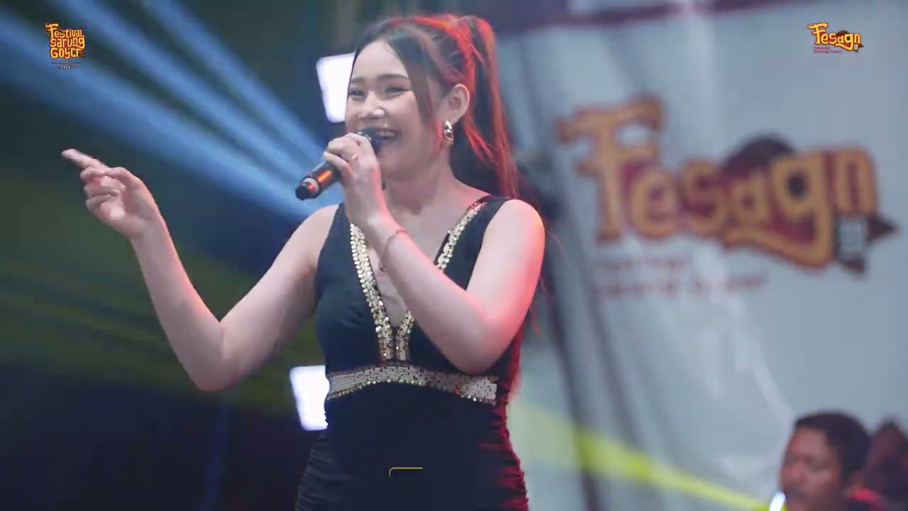 ADEL SALSABELLA bokong semox ARMASA DANGDUT INDONESIA HD