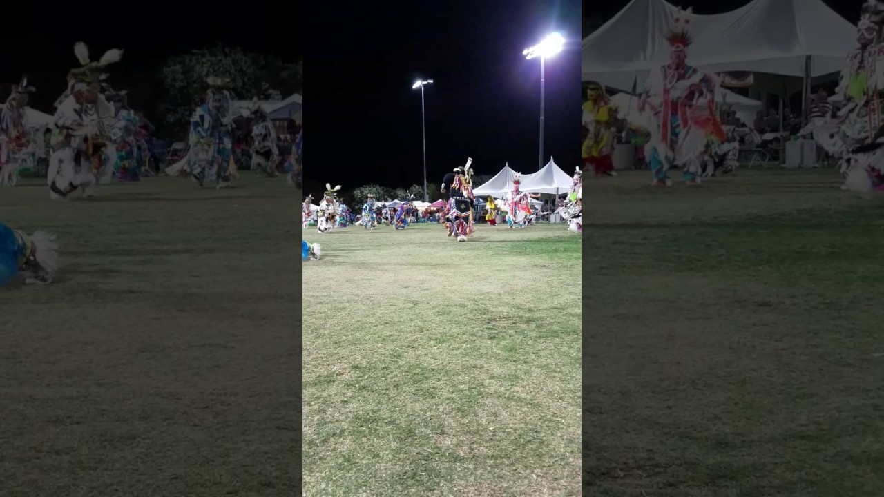Men's grass contemporary ASU powwow 2017
