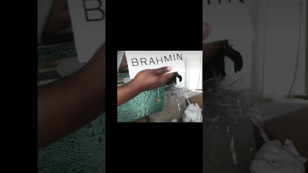 Unbox with me!              Brahmin Small Caroline