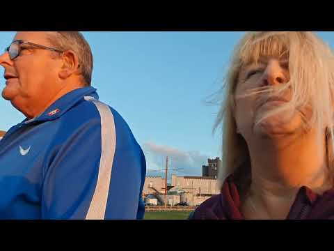 Tea and a walk along the Prom