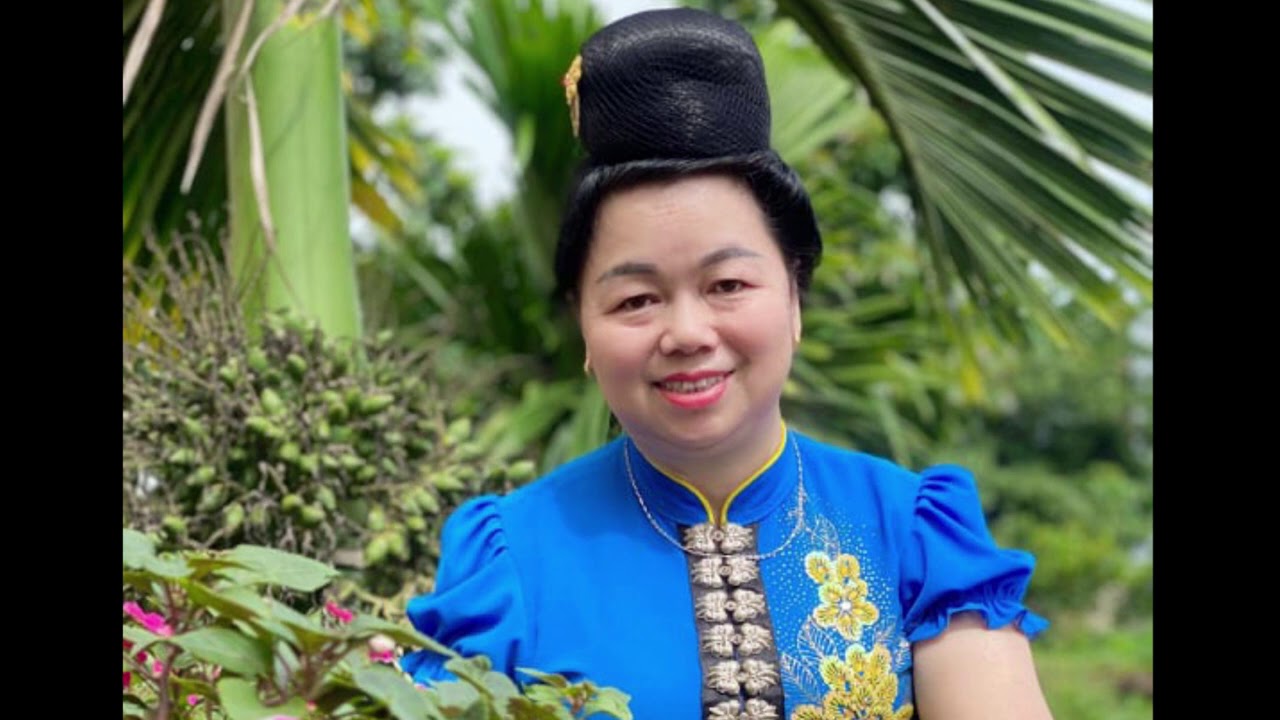 QUAM TÔ MƯA LÀI: ME MIA CHAƯ CHÀN - TÕNG XÔM XỌK SÁO CÁNH TÔ