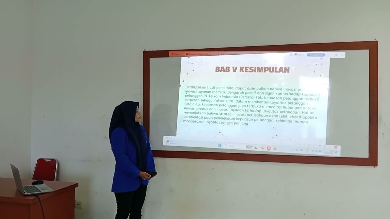 Seminar bertema kan tentang "Pengaruh Inovasi Produk Dan Inovasi Layanan" 