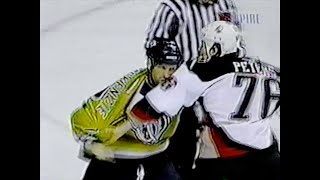 Jim McKenzie Drops Andrew Peters Nov. 29th, 2003