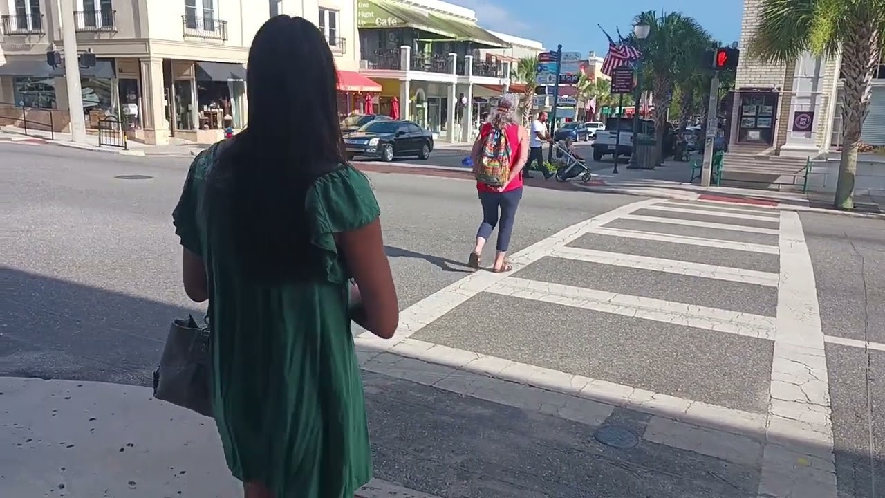 Walking tour in Mount Dora, Florida 4K - Incredibly Beautiful Florida town