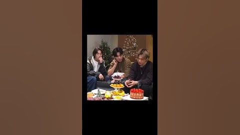 Jimin plays with Tangerine in front of tangerine lover 🤭 | #jimin #yoonmin #sugajimin #suga