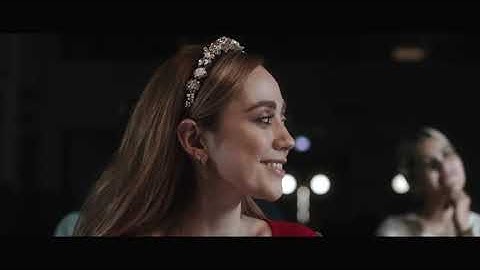 Thumbnail of Carolina Ross - Nunca Me Sueltes (Official Video)