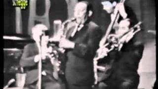 On the Sunny side of the Street - Johnny Hodges 1966. chords