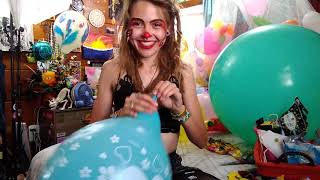 B2P Blue Balloon Looner Clown Girl Blow To Pops Specialty Loon
