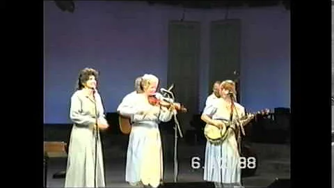 Ramona Jones, Alisa Jones, Cathy Barton