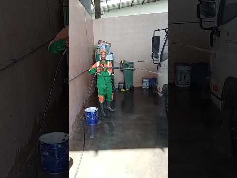 وقل جاء الحق وزهق الباطل ان النصر من عند الله قريبا 