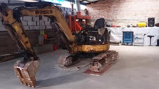 DE UN ESTADO VIEJO Y DETERIORADO A UNO LIMPIO Y ORDENADO - RESTAURACIÓN DE UNA EXCAVADORA ABANDONADA