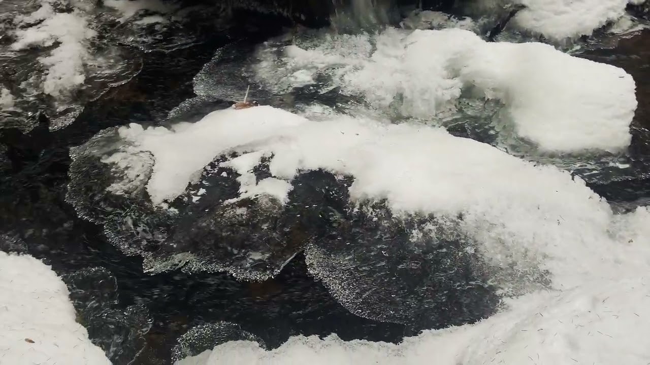 Замёрзшие водопады и самое южное пиво Чехии | Frozen Waterfalls & Czechia's Southernmost Beer
