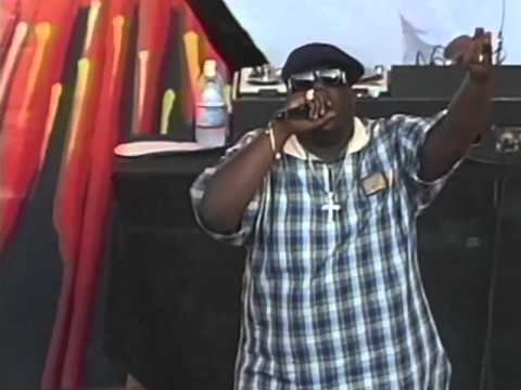 Notorious B.I.G. "Warning" - Live at KMEL Summer Jam 1995