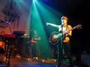 Tegan and Sara - Bryan Adams/Teleprompter/Space conspiracy auf YouTube ansehen Tegan and Sara - Bryan Adams/Teleprompter/Space conspiracy auf YouTube ansehen