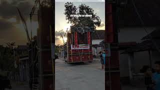 Dekengane Brisengpenteng Due Brang