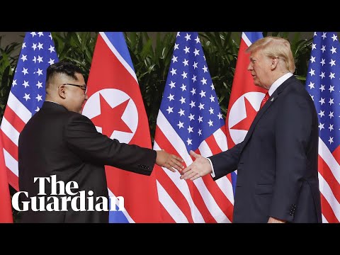 moment-kim-jong-un-and-donald-trump-share-historic-handshake