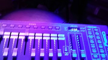 DMX Lighting Tutorial Part 4: Programming A Sequenced Light Show | Tutorial
