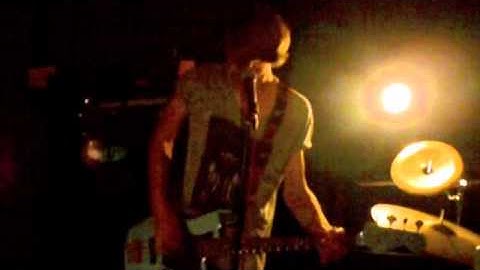 WHITECOMIC! THIS AINT THE END OF ME (VIDEO) LYRICS IN DESC.