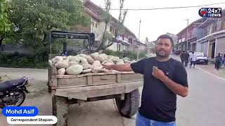 Police naka/ checking of traffic violators in Shopian