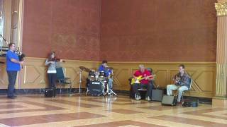 Cameron Highlanders Ottawa - Top Deck In Perth.mov