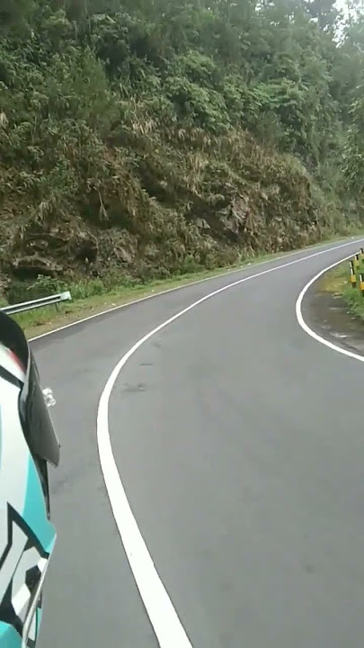 Adem banget ya suasananya #story #pemandangan #status #alam #sunmori #fyp #shorts