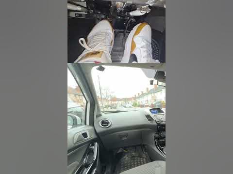 Parking uphill in a manual car #drivingtest - YouTube
