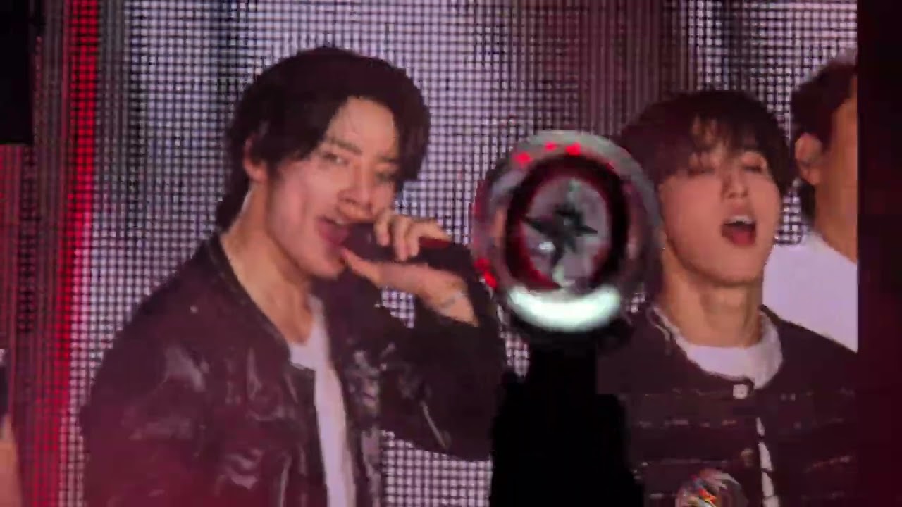 Stray Kids Dominate Tour Toronto 7-30-25 - Megaverse + Maniac