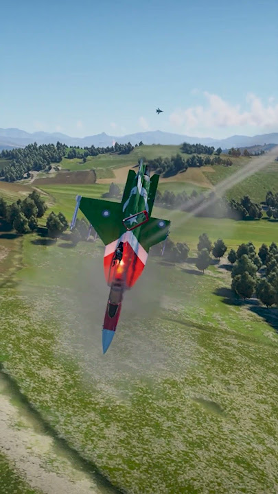 JF-17 Fighter Jet Pilot Ejection Caught on Camera!