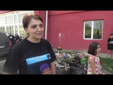 ,,მეწარმე  ქალთა  ფონდის“ წარმომადგენლებმა სოციალური  საცხოვრისის ტერიტორია  დაასუფთავეს