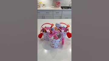 *asmr* mini valentines day baskets! 💕❣️ #asmr #aesthetic #valentinsday #giftbasket