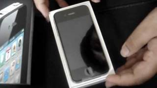 Apple iPhone 4 Unboxing