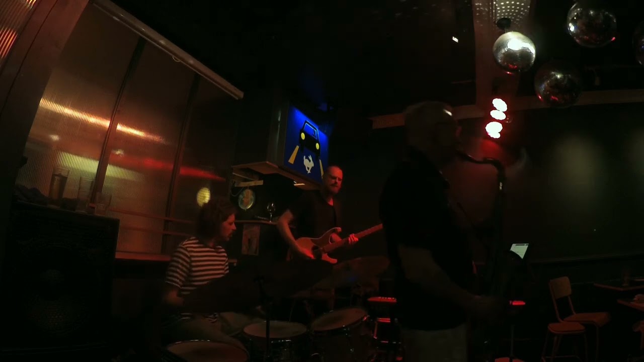 PIZZAJAZZ // PITHECANTHROPUS ERECTUS // LUCKY'S DUBLIN // OCT 16 2024