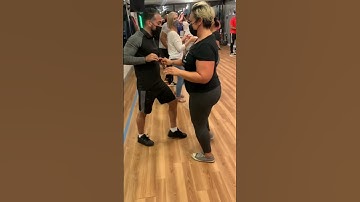 Class is now in session👏🏼 #dance #baila #salsa #bachata #performance #philly #dancing #bachateros