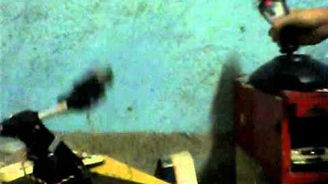 Brazo robot controlado por joystick y USB