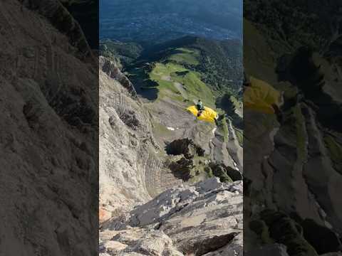 Wingsuit Flight | Beautiful Line Over Paragliding Takeoff