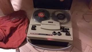 Magnetofon Tesla B42