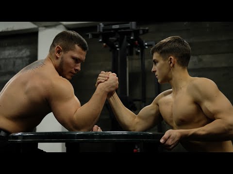 14 Y.O Boy Trying to beat Professional Bodybuilder | Kikboxer Mark