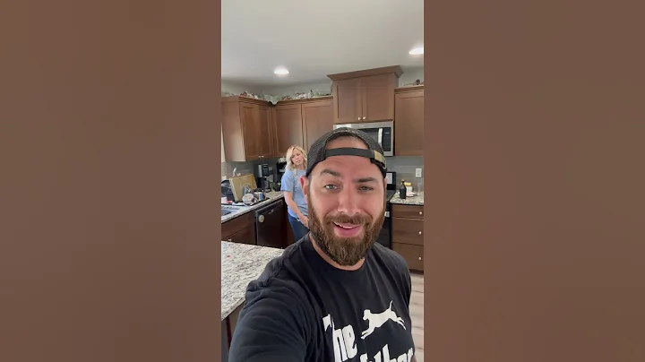 How to tell your wife she’s a bad cook 😂🤣 #comedyshorts #comedy #shorts #marriedlife #cooking